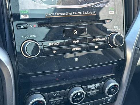 Used 2022 Subaru Ascent Limited w/ Technology Package image 24