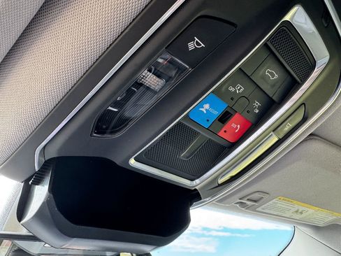 Used 2022 Jeep Grand Cherokee L Limited image 28