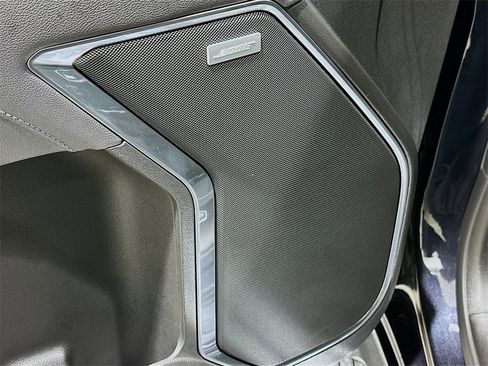 Used 2025 GMC Sierra 1500 SLT image 19