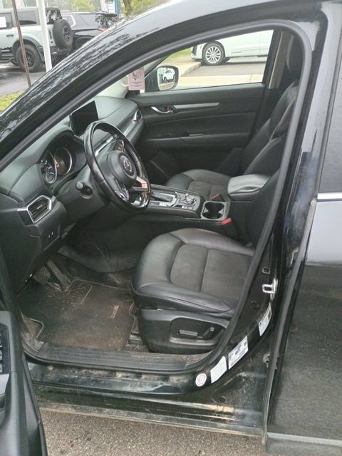Used 2021 MAZDA CX-5 Touring FWD image 4