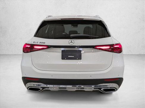 Used 2026 Mercedes-Benz GLC 300 image 7