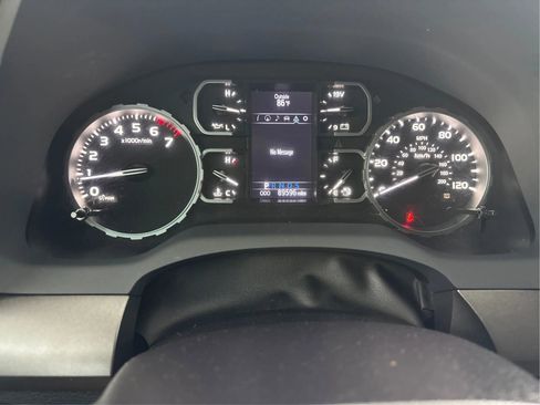 Used 2019 Toyota Tundra 4x4 Double Cab image 23