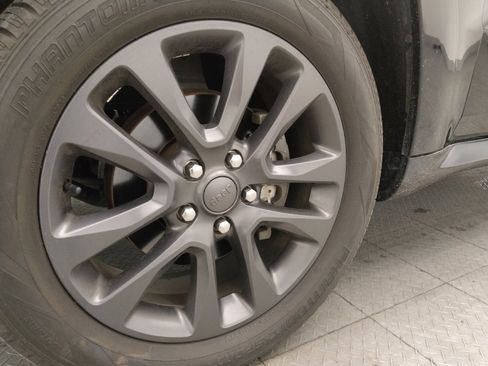 Used 2019 Jeep Grand Cherokee High Altitude image 31