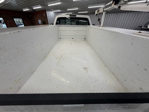 Used 2016 Ford F450 XL w/ Power Equipment Group image 12