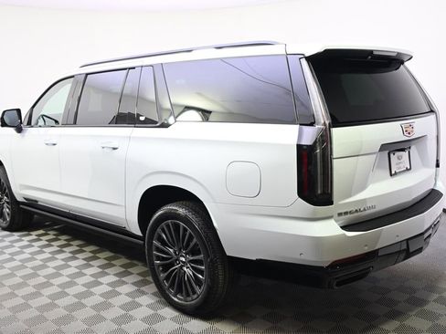 New 2026 Cadillac Escalade ESV Platinum Sport image 3