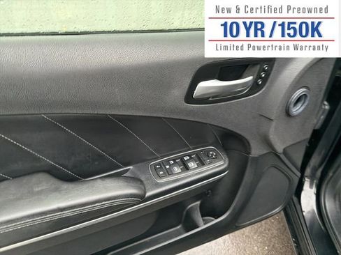 Used 2018 Dodge Charger GT image 15