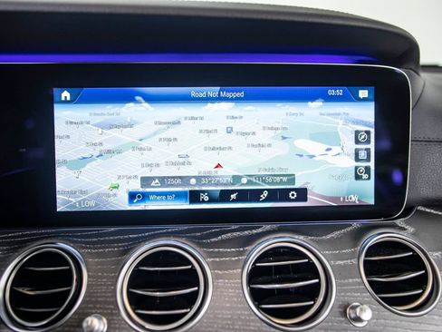 Used 2021 Mercedes-Benz E 53 AMG 4MATIC Sedan image 28