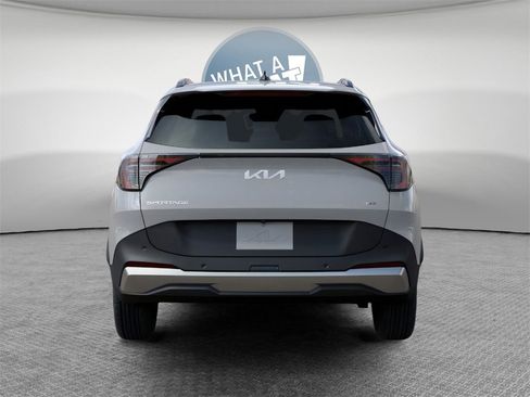 New 2026 Kia Sportage EX image 5