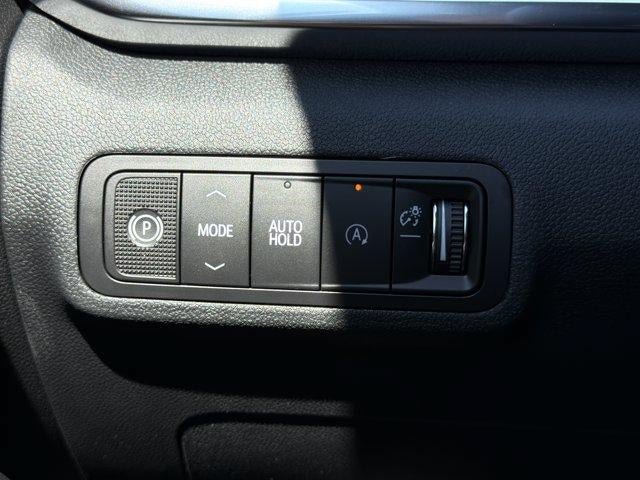 New 2027 GMC Terrain Elevation w/ Elevation Premium Package FWD image 31