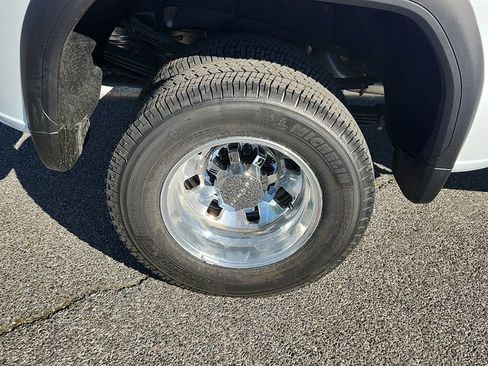 New 2026 GMC Sierra 3500 Denali Ultimate w/ LPO, Black Badging Package AWD/4WD image 5