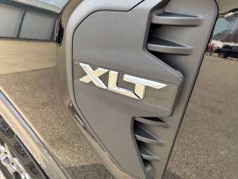 Used 2024 Ford Ranger XLT w/ FX4 Off-Road Package image 11