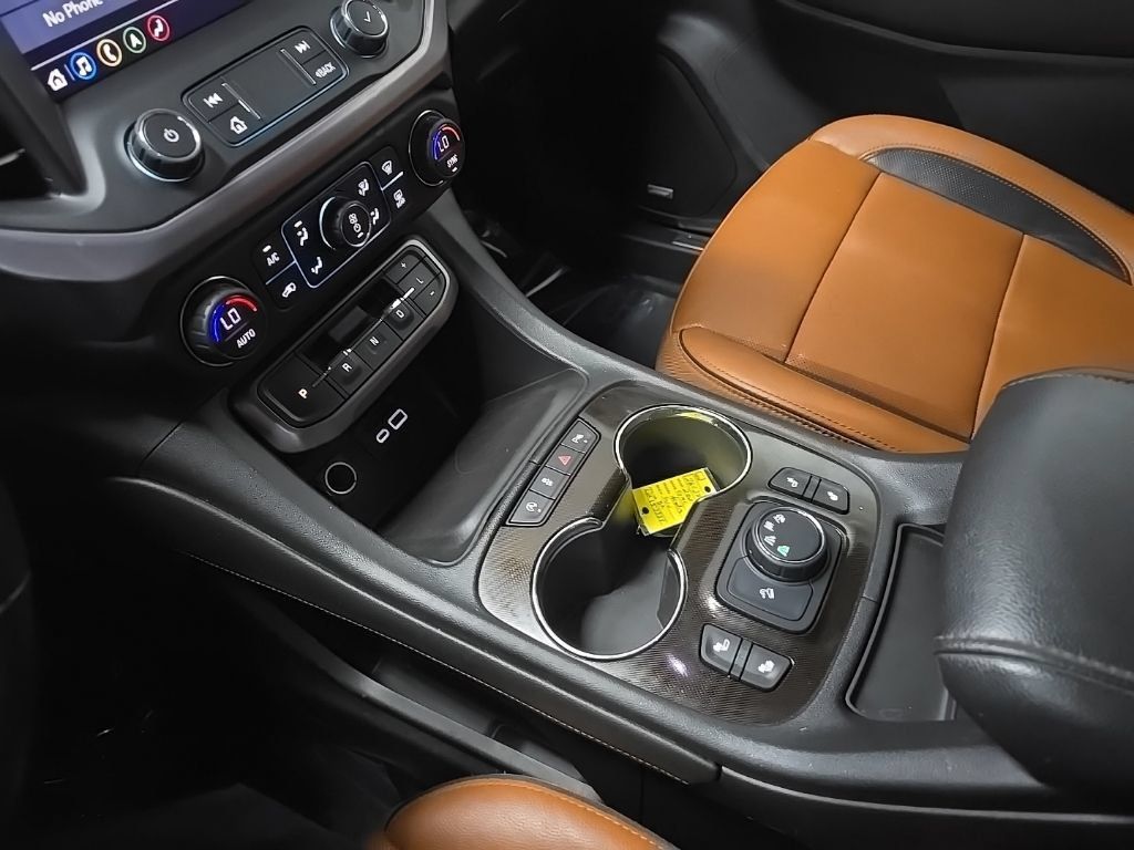 Used 2020 GMC Acadia AT4 AWD/4WD image 30