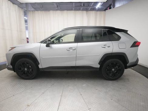 Used 2022 Toyota RAV4 XSE w/ XSE Grade Weather Package AWD/4WD image 24