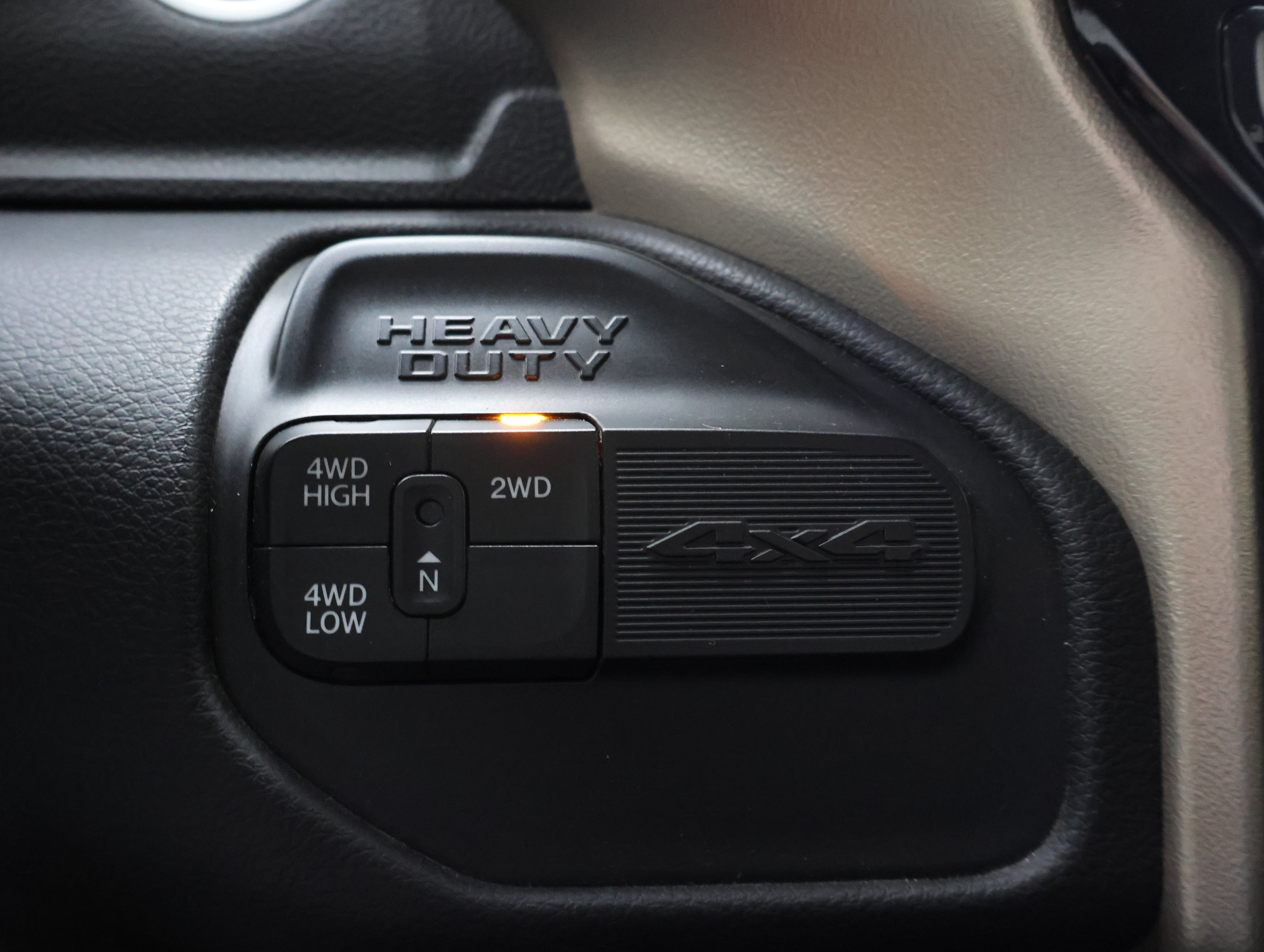 Used 2023 RAM 2500 Laramie AWD/4WD image 45