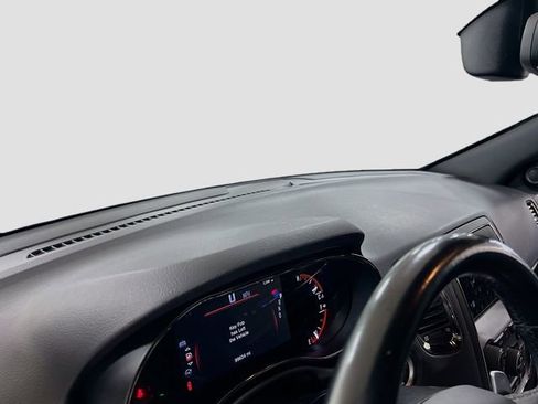 Used 2019 Dodge Durango GT RWD image 9