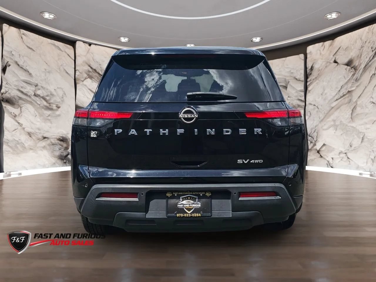 Used 2022 Nissan Pathfinder SV AWD/4WD image 7