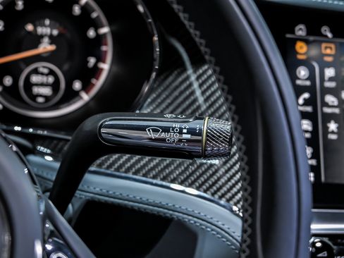 Used 2024 Bentley Continental GT image 39