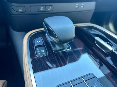 Used 2025 Lexus LS 500 w/ Interior Upgrade Package RWD image 3