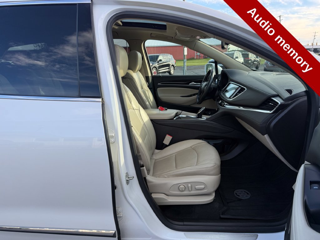 Used 2018 Buick Enclave Premium w/ Experience Buick Package AWD/4WD image 46
