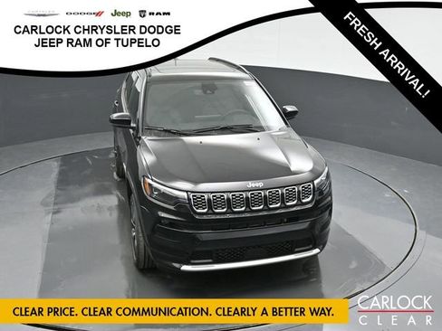 Used 2025 Jeep Compass Limited w/ Elite Group image 23