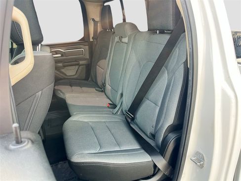 Used 2019 RAM 1500 Big Horn image 22