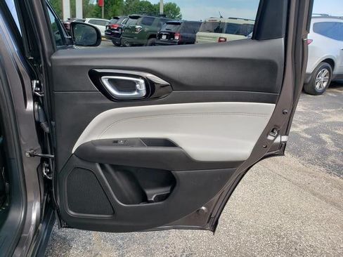 Used 2022 Jeep Compass Limited AWD/4WD image 18