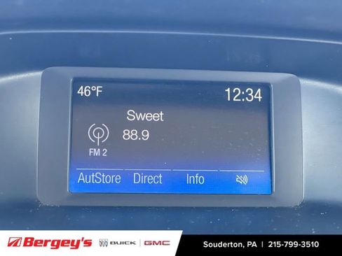 Used 2018 Ford Focus SE image 16