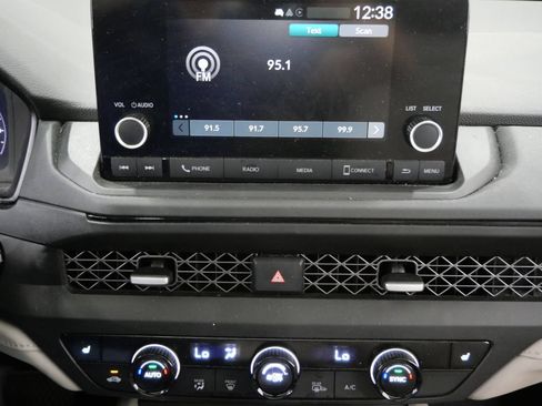 Used 2023 Honda Accord EX image 20
