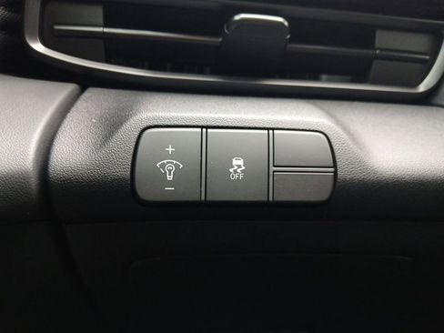 New 2026 Hyundai Elantra Sport FWD image 21