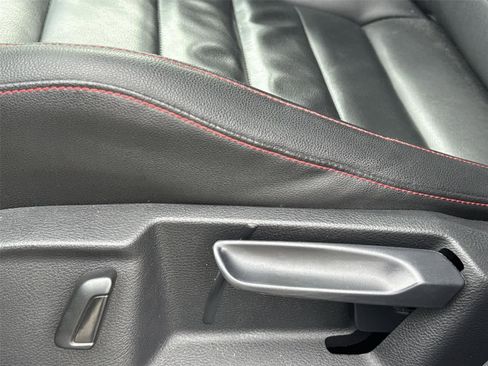 Used 2018 Volkswagen GTI SE w/ SE Leather Package FWD image 12