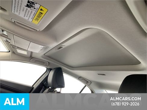 Used 2025 MAZDA MAZDA3 2.5 Turbo Sedan w/Premium Plus image 17