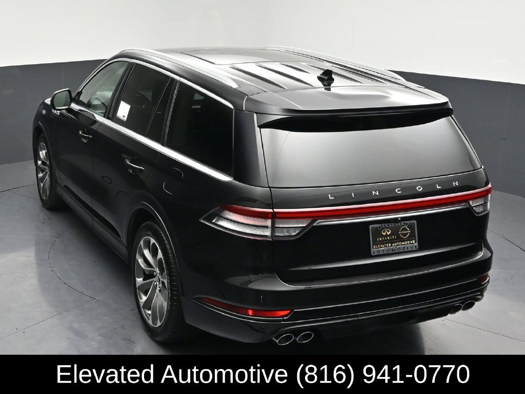 Used 2023 Lincoln Aviator Grand Touring w/ Equipment Group 301A AWD/4WD image 31