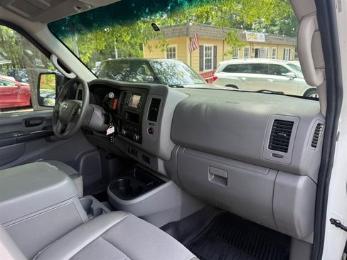 Used 2014 Nissan NV 2500 SV w/ Technology Package RWD image 13