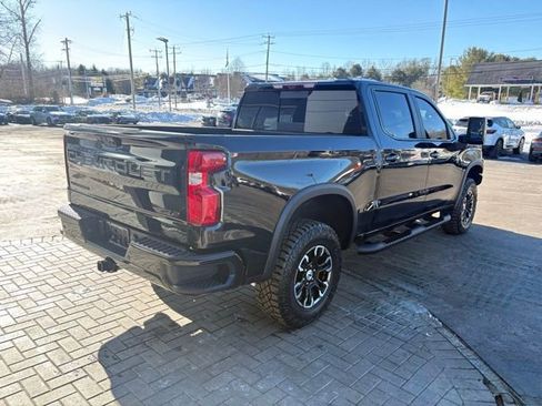 Used 2024 Chevrolet Silverado 1500 ZR2 w/ Technology Package image 13