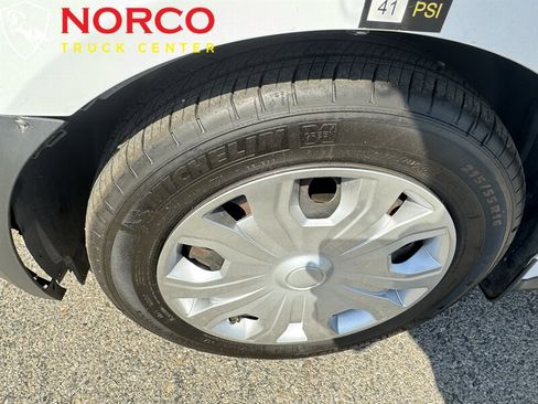 Used 2015 Ford Transit Connect XL FWD image 16