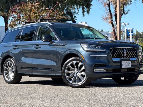 Certified 2022 Lincoln Aviator Grand Touring w/ Elements Package Plus image 2