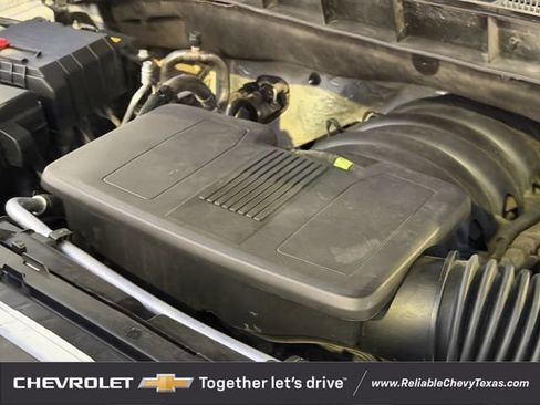 Used 2025 Chevrolet Silverado 1500 LT w/ Safety Package AWD/4WD image 32