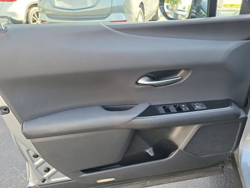 Used 2023 Lexus UX 250h FWD w/ Accessory Package (Z1) image 16