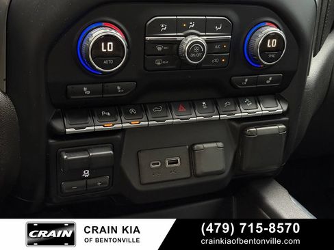 Used 2019 Chevrolet Silverado 1500 RST AWD/4WD image 17