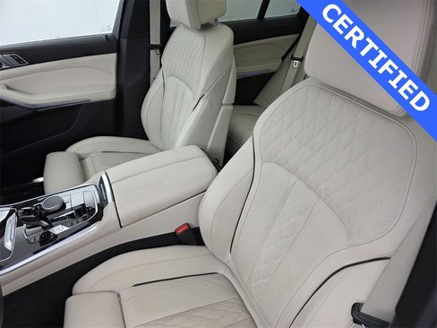 Certified 2023 BMW X5 xDrive40i w/ M Sport Package image 11