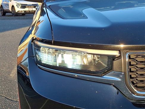 Used 2023 Jeep Grand Cherokee L Laredo image 9