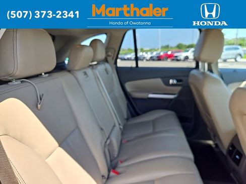 Used 2013 Ford Edge SEL FWD image 16