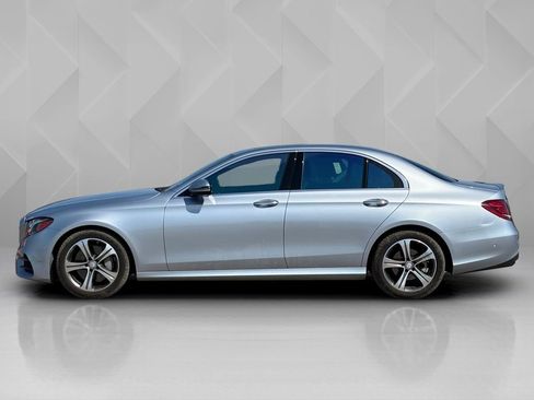 Used 2017 Mercedes-Benz E 300 image 8