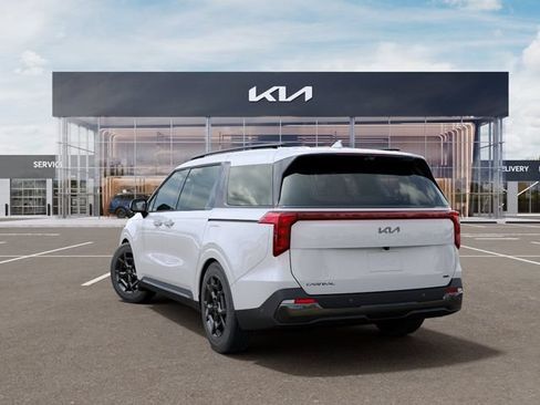 New 2026 Kia Carnival SX w/ SX Dark Edition Package FWD image 4