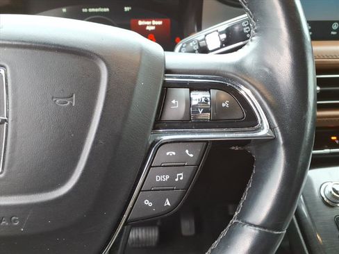 Used 2022 Lincoln Nautilus Reserve w/ Equipment Group 201A image 19