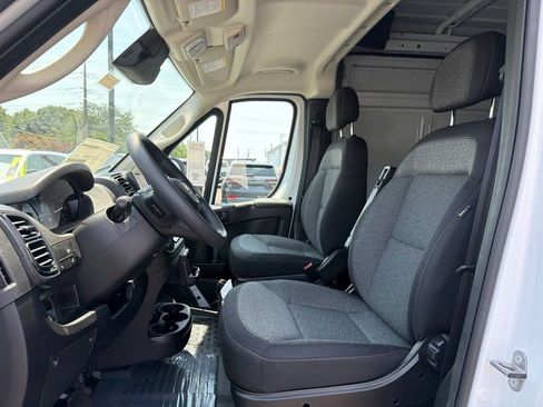 New 2026 RAM ProMaster 2500 w/ Convenience Group FWD image 15