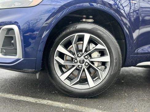 Used 2023 Audi Q5 2.0T Premium Plus w/ Premium Plus Package image 2