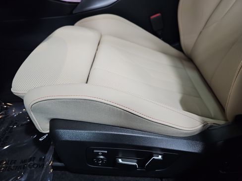 New 2026 BMW X3 xDrive30 w/ Convenience Package image 31