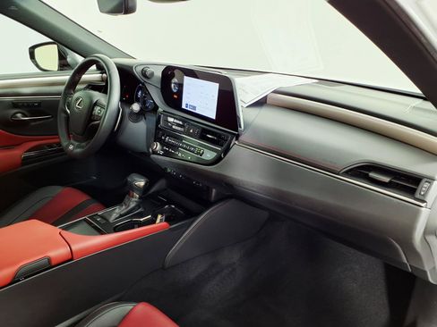 Used 2023 Lexus ES 350 F Sport w/ Accessory Package (Z2) FWD image 9