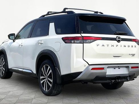 Used 2024 Nissan Pathfinder Platinum w/ Cargo Package image 4